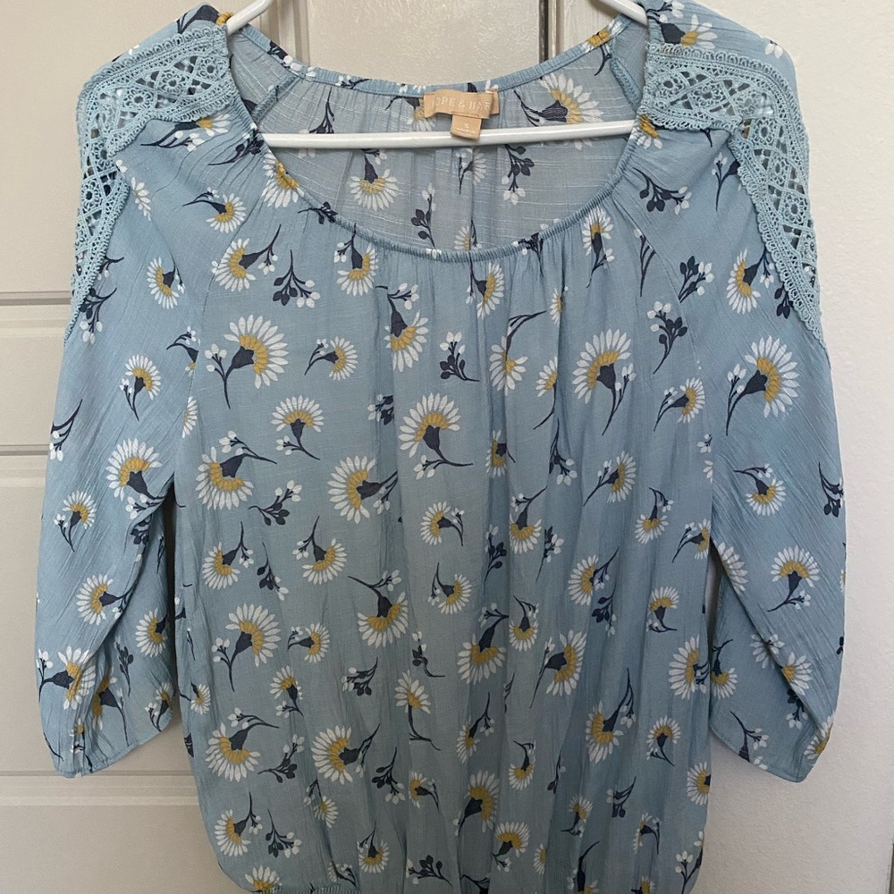 Hope & Hart Blue Floral Shirt